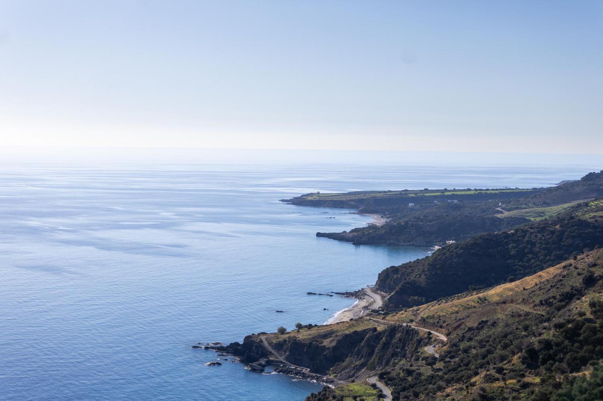 Akrotiri Panorama- Luxury Rental Apartments With Sea View Rodakino Exterior photo